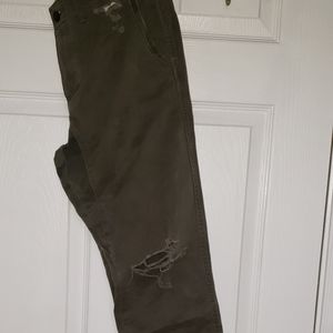 Abercrombie chinos distressed